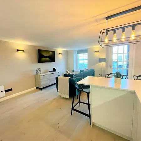 Stylish, Central And Cosy 1Bd Nr Canongate Edinburgh Exterior photo